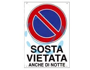 CARTELLO "SOSTA VIETATA ANCHE DI NOTTE" - cm.20x30h. i - Marca  - Cod: 49405