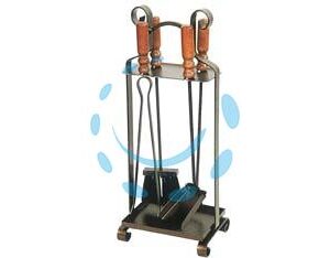 SET 4 ATTREZZI MANICO LEGNO BASE QUADRA PER CAMINO - cm.26X70h. - Marca  - Cod: 245869