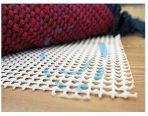 RETE ANTISCIVOLO PVC PER TAPPETI - cm.45x90 - peso 230gr/mq - Marca XTRA - Cod: 458238