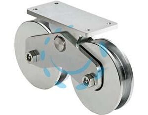 RUOTE COMBINATE GOLA SEMITONDA CON PIASTRA SUPERIORE ART. 339-160 - mm.157, interasse mm.190 - Marca COMUNELLO - Cod: 353151